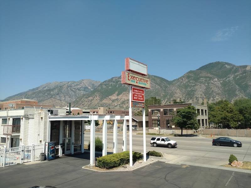 Executive Inn & Suites